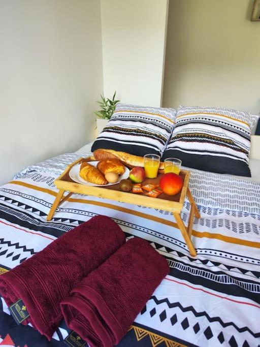 Peaceful Cocoon Apartment ชาตู ภายนอก รูปภาพ