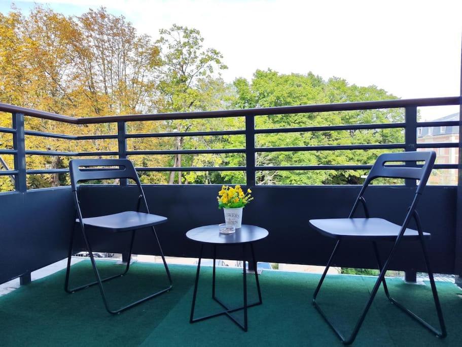 Peaceful Cocoon Apartment ชาตู ภายนอก รูปภาพ